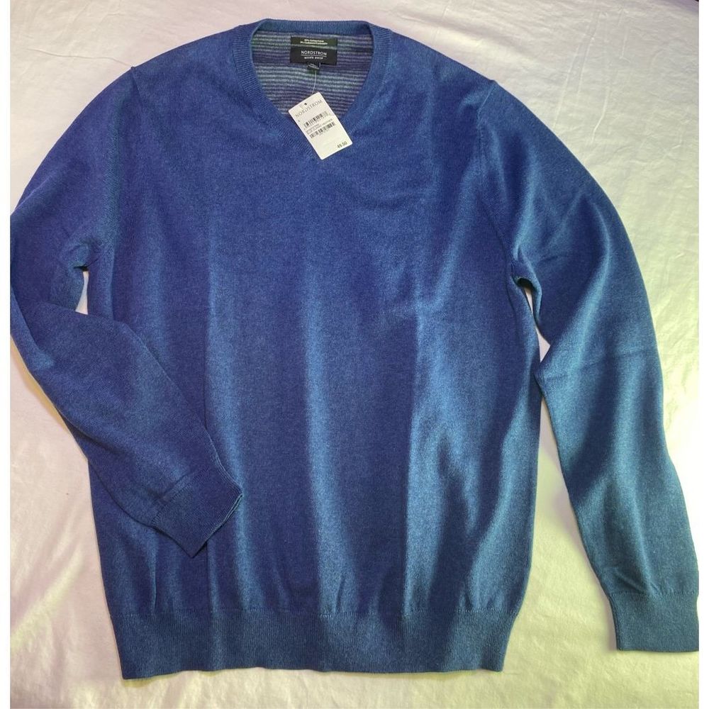 NWT Nordstrom Men’s Shop V-Neck Pullover Sweater